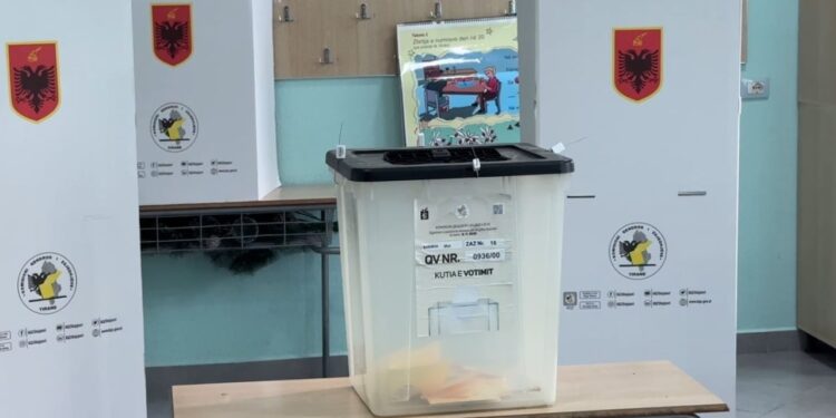 Procesi i votimit fillon normalisht në Bashkinë e Matit për mbi 26,000 votues