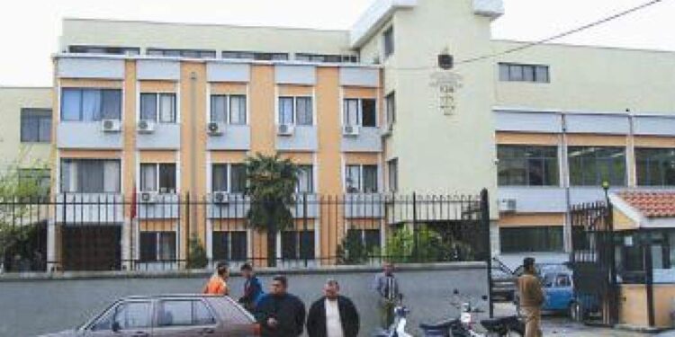 Prokuroria e Vlorës konfiskon 2 milion euro pasuri, pas hetimeve ndaj Qenamit për investime të ardhurash nga aktiviteti kriminal në Gjermani.