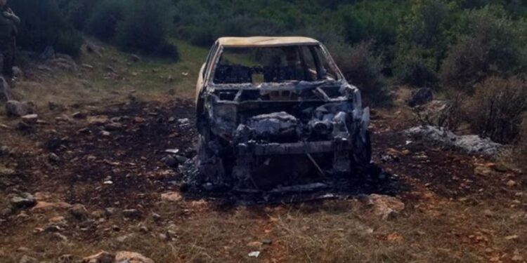 Punëtori shqiptar i gjetur i lidhur dhe i djegur në makinën e tij, policia greke nisi hetimet për zhdukjen e tij.