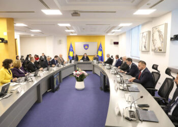 Qeveria alokon fonde për pagesat e punonjësve të RTK-së