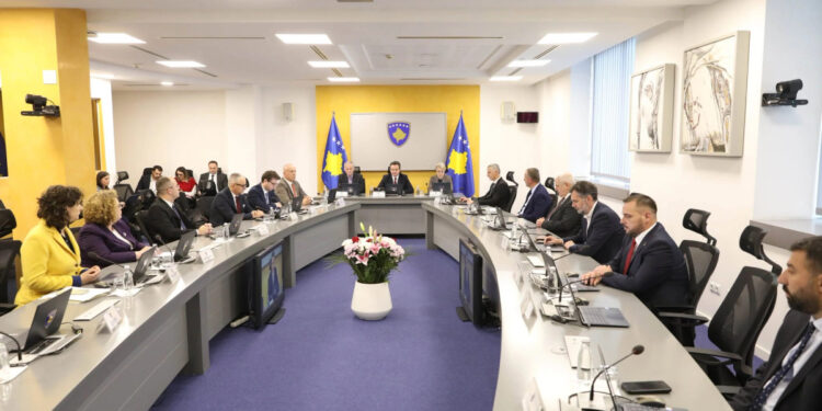 Qeveria alokon fonde për pagesat e punonjësve të RTK-së