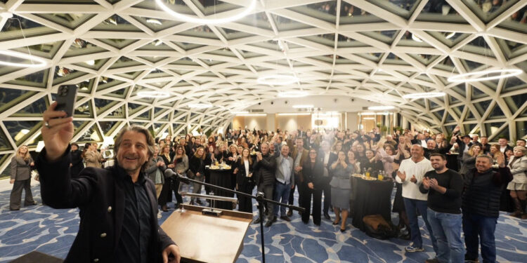 Rama: Vizioni ynë mbetet i pandryshuar, një Prishtinë që vlerëson mësuesin dhe forcon arsimin.