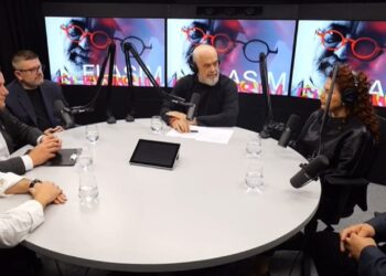 Rama paraqet kandidatët për zgjedhjet lokale të pjesshme, kryeministri bën shaka me kandidaten e Vlorës: Ajo ka ardhur e veshur me të zeza për të ndjekur stilin tim.