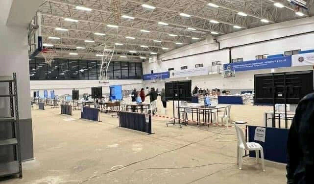 Raportohet për ndaljen e numërimit të votave në Mitrovicë.