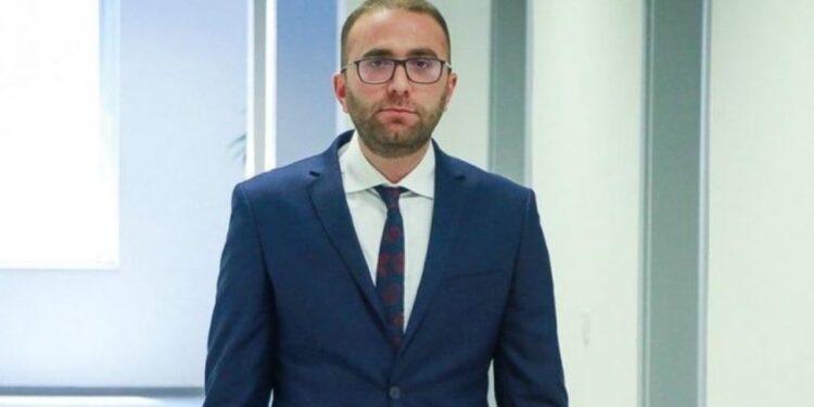 Reagimi i Bardhit ndaj qëndrimit të Ramës për vendimin e Kushtetueses: Nuk përben triumf të shtetit ligjor, por…