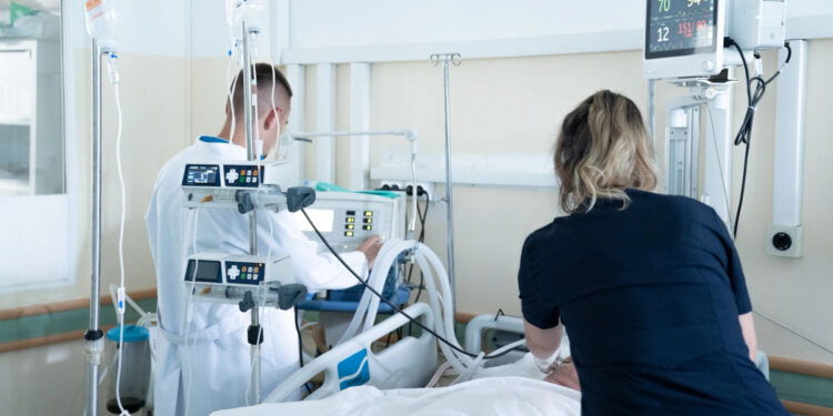 Reagimi i Spitalit të Gjakovës pas pretendimeve: Pacientja e ndjerë, në gjendje komatoze për tre vjet, humbi jetën dje.