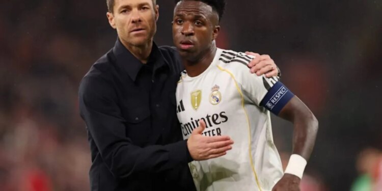 Real Madrid, Xabi Alonso zbulon detaje rreth Vinicius: Mardhënia jonë është e shkëlqyer.