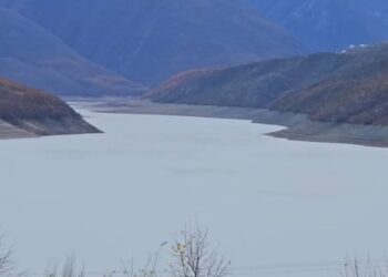 Rriten rezervat e ujit në Drin, reshjet e fundit elevizojnë nivelin ideal në hidrocentralin e Fierzës.