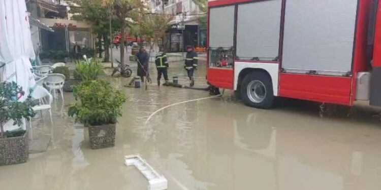 Rritja e nivelit të lumit Osum shkakton shqetësime në disa lagje dhe zona të afërta me Lushnjën dhe Berat.