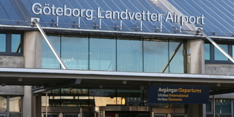 Rritja e numrit të dronëve në ajër, fluturimet pezullohen në aeroportin e dytë më të madh të Suedisë.