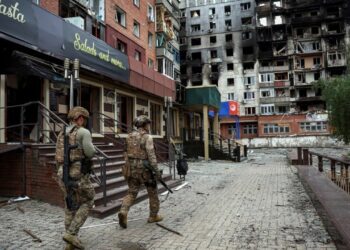 Rusia godet Ukrainën në natë, një të vdekur dhe tetë të plagosur, përfshirë fëmijë.