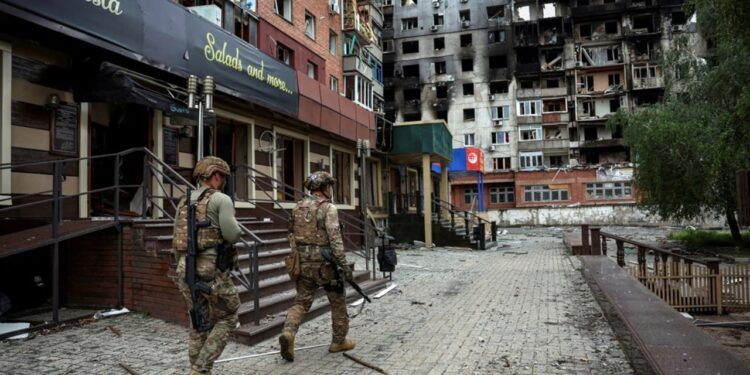 Rusia godet Ukrainën në natë, një të vdekur dhe tetë të plagosur, përfshirë fëmijë.