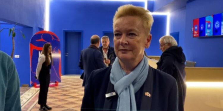 “SPAK, një faktor kyç për drejtësinë në vend”, Ambasadorja Franseze në Shqipëri: Shqipëria në drejtimin e duhur, Raporti i Progresit është tejet pozitiv.