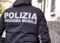 Shkuan për të konfiskuar armën, por zbuluan se ishte lodër... Policia italiane nuk del "duarbosh" nga shtëpia e shqiptarit, kapin një sasi të madhe kokaine.