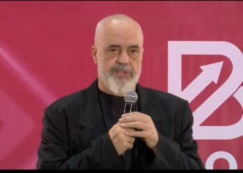 “Situatë e vështirë përballë, Rama kërkon nga punonjësit e bashkisë së Tiranës: Jepni maksimumin në punë...”