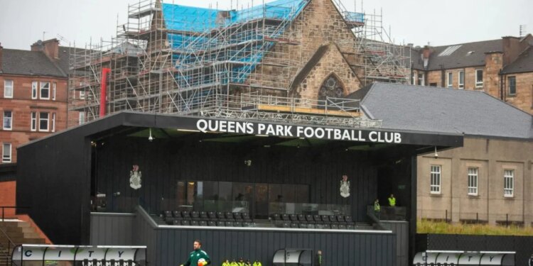 Skoci: Ndeshja anulohet 15 minuta para fillimit, ja shkaku.