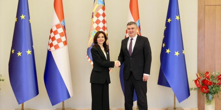 Spiropali dhe homologu i tij kroat: Kroacia përkrah Shqipërinë në ambiciet për t'u bërë anëtare e BE-së.