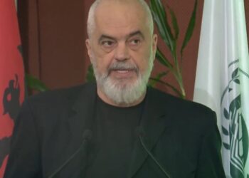 Studentët e UB të aplikojnë për të testuar kapacitetet e AKU-së" / Rama: "Profesionalët do të kenë mundësi, pa integritetin e duhur nuk ka përfshirje.