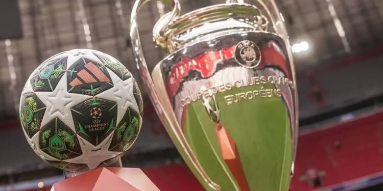 Superkompjuteri parashikon klasifikimin e Champions League pas përfundimit të fazës së grupit, surprizat nuk mungojnë.