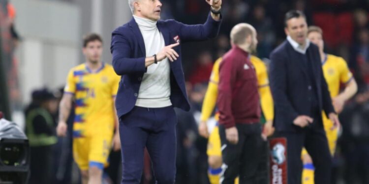 Sylvinho: 30 ditë si trajner i Kombëtares së Shqipërisë, në një balancë mes suksesit dhe kritikës