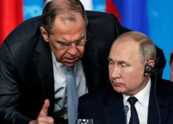 Tensionet me administratën Trump, Putin e vendos ministrin e Jashtëm nën presion në politikën ruse