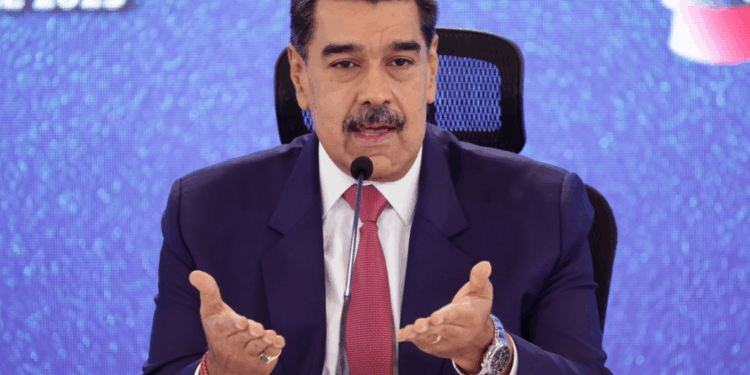 Tensionet mes SHBA-së dhe Venezuelës, Maduro shpreh gatishmëri për dialog me Presidentin Trump.
