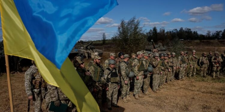 Ukraina pranon planin e paqes të propozuar nga Trump, në pritje të vendimit nga Rusia.