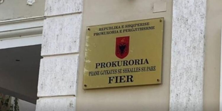 Vëllezërit në Fier, të dënuar për narkotikë në Angli, humbin 15 prona dhe llogari bankare pas justifikimeve të paqarta për pasuritë e tyre.