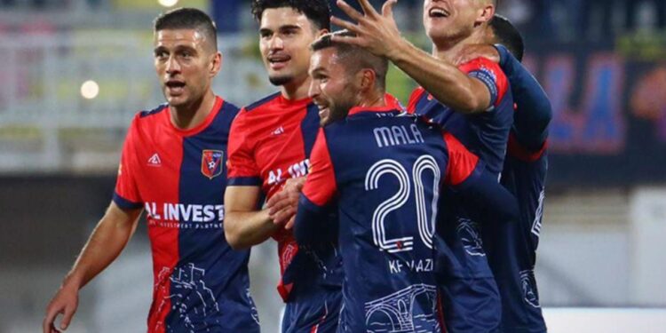 Vllaznia fiton ndaj Dinamos në Shkodër dhe mban kreun e renditjes.