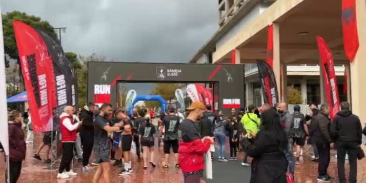 Vlora Half Maraton: “Vrapojmë për Pavarësinë” kthehet me edicionin e pestë, 400 vrapues nga Shqipëria dhe jashtë saj do të marrin pjesë.