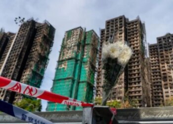 Zjarri fatal në Hong Kong gjatë viteve/ Arrestohen 8 individë të tjerë, përfshirë drejtorë kompanish.