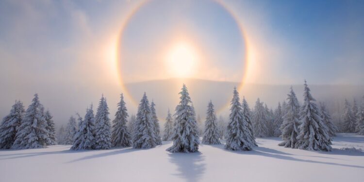 21 Dhjetor 2025: Solstici i Dimrit, dita më e shkurtër e vitit dhe nata më e gjatë!