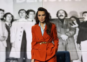 35-vjetori i themelimit të PD-së, Grida Duma shpreh urime në 'Top Story': Duhej gjenialitet për të bashkuar pjesët e historisë.