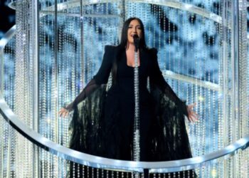 A do të marrë Izraeli pjesë në Eurovision? Transmetuesit kombëtarë po shqyrtojnë situatën përballë kërcënimeve të bojkotit.