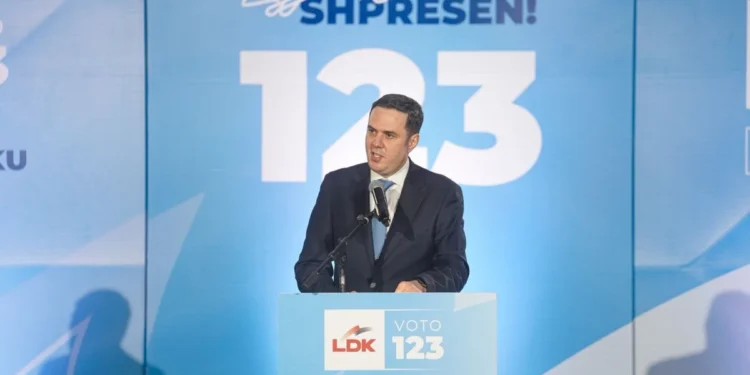 Abdixhiku garanton punësim për të gjithë të rinjtë e sapodiplomuar