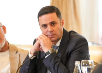 Abdixhiku i dërgon letër Von der Leyenit, kërkon eliminimin e sanksioneve të BE-së.