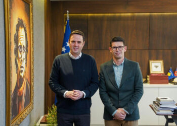 Abdixhiku shpall anëtarësimin e Astrit Deskut në LDK