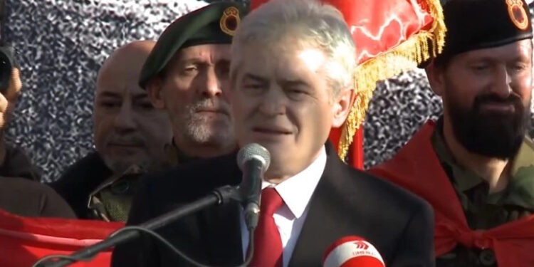 Ahmeti: Ish-liderët e UÇK-së akuzohen për krime që nuk i kanë kryer, procesi duhet të përfundojë me një rezultat të pafajshëm.