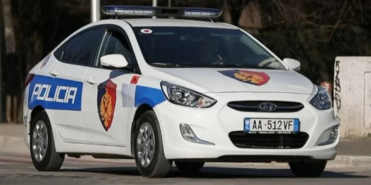 Aksident në Shkodër: Dy makina përplasen, një i lënduar