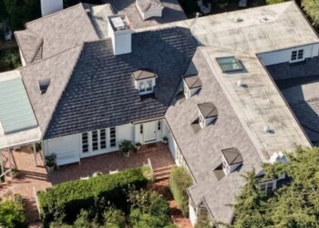 Alarmin e dha terapisti: Si u zbuluan trupat e pajetë të Rob Reiner dhe gruas së tij në shtëpinë e tyre në Brentwood.