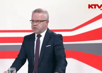 Bajraktari: Dëbimi i Kelmendit gjatë fillimit të reformës në KPK ngjall shqetësime.