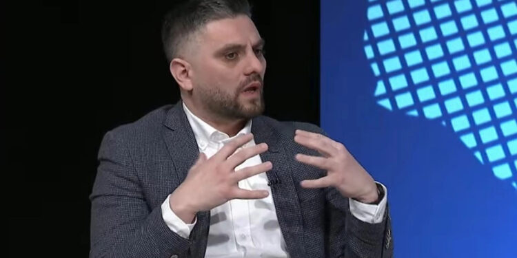 Berisha: Shkurtimi i përgjegjësive, një taktikë e VV-së – kështu vepronte edhe kur kishte opozitën.