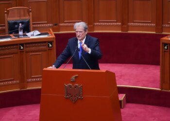 Berisha konfirmon firmat për Endrit Shabanin: Deputetët nënshkruan në mbështetje të Florjan Binajt, por rezultoi i lidhur me Ramën.