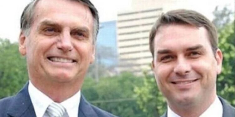 Bolsonaro mbështet djalin e tij të madh në garën për president në zgjedhjet e 2026-ës