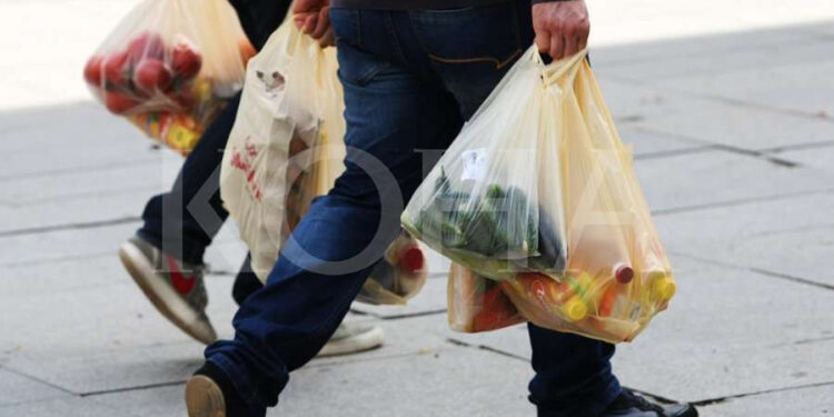 Çmimet e vezëve, mishit dhe pemëve rriten. Autoriteti i Konkurrencës pa kompetenca për të ndëshkuar.