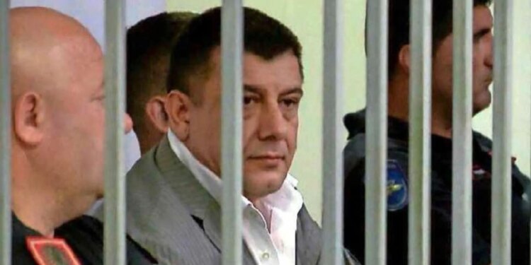 Dënim të përjetshëm për vrasjen e kryekomisarit Dritan Lamaj, ja kur do të shqyrtohet kërkesa e Arben Frrokut për rihapjen e çështjes.