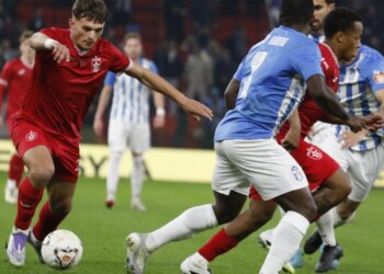 Derbi i Kryeqytetit: Tifozët përballen me koreografitë në ‘Air Albania Stadium’