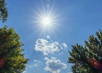 Dielli do të mbetet edhe këtë të enjte, prognoza e motit për ditën e sotme