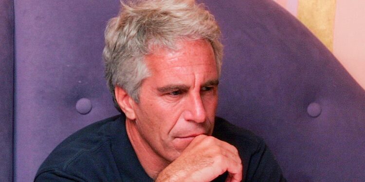 "Dokumentet nuk do të publikohen" / Diskutimet për dosjet "Epstein" vazhdojnë, demokratët e akuzojnë Trump për këtë vendim.