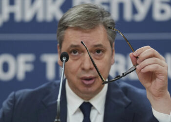 “Dorëzim” para zgjedhjeve: Ish-kundërshtarët e Listës Serbe kalojnë në mbështetje të Vuçiqit